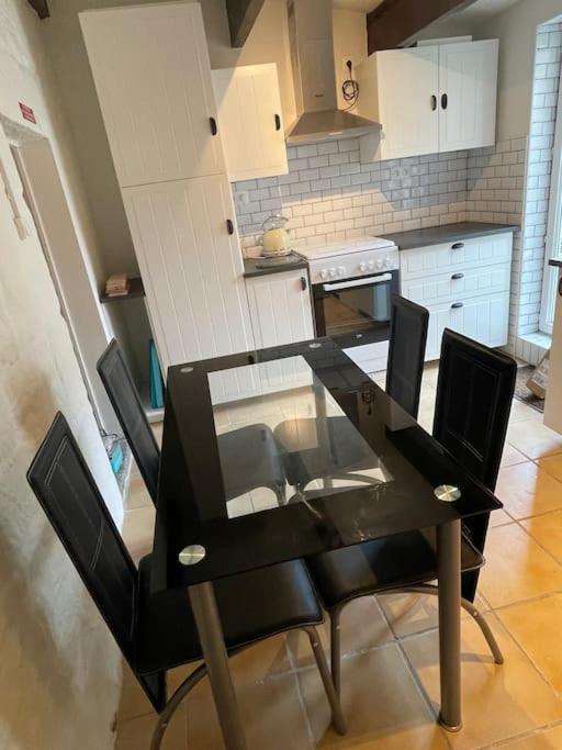 Le Petit Fleur - The Little Flower, Cosy Cottage Saint-Michel-de-Montjoie Εξωτερικό φωτογραφία